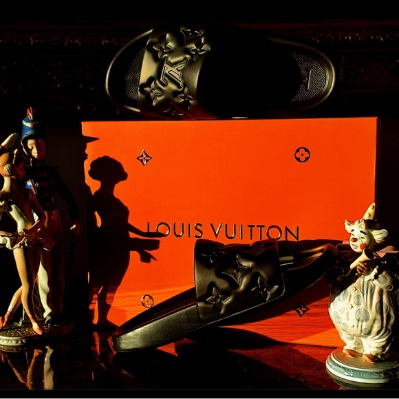 Louis Vuitton LV Waterfront Black Monogram Jacquard Embossed Mule Slides Sandals - Picture 8 of 11